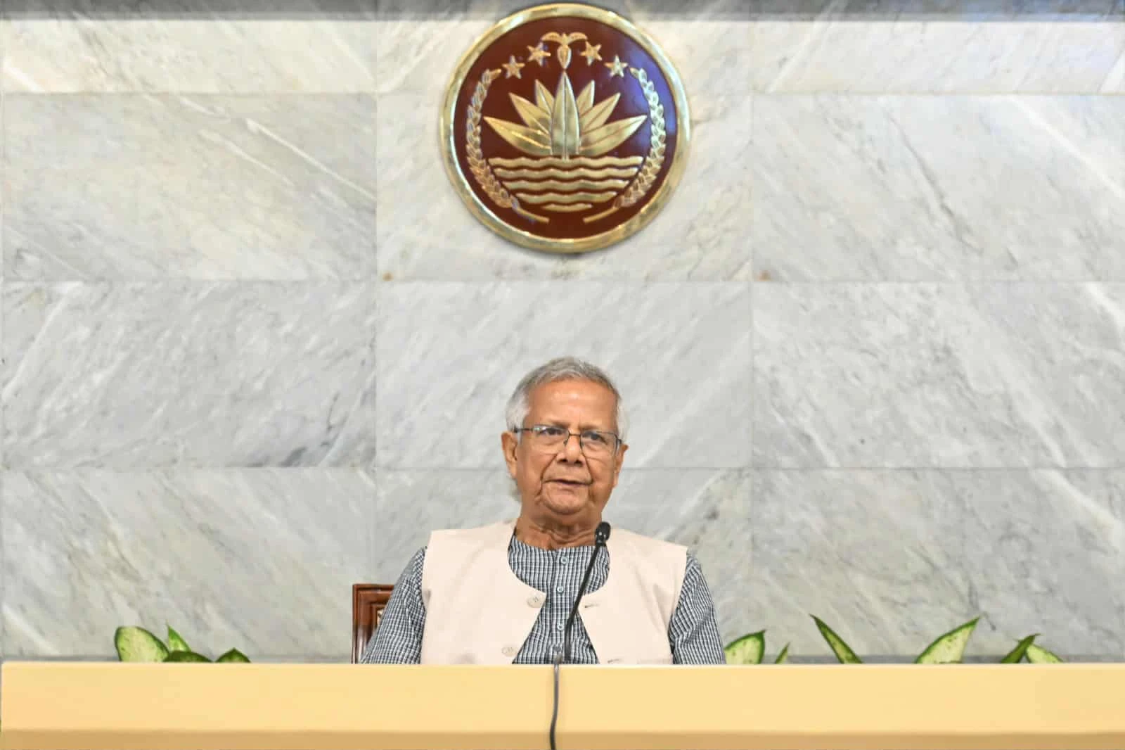 বাংলাদেশ ও চীন সহযোগিতামূলক অংশীদারিত্বকে এগিয়ে নিতে একসাথে এগিয়ে যাবে : প্রধান উপদেষ্টা 